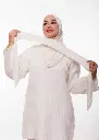 طبقية خليجية - أبيض مصفر -.webp