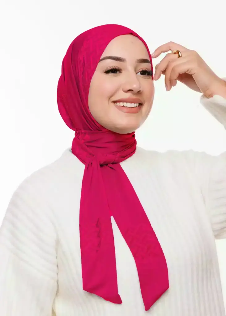 طبقية خليجية - فوشيا