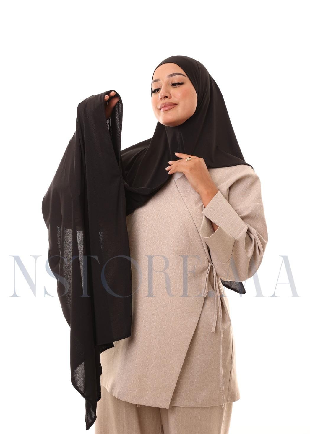 شال مزدوج أسود