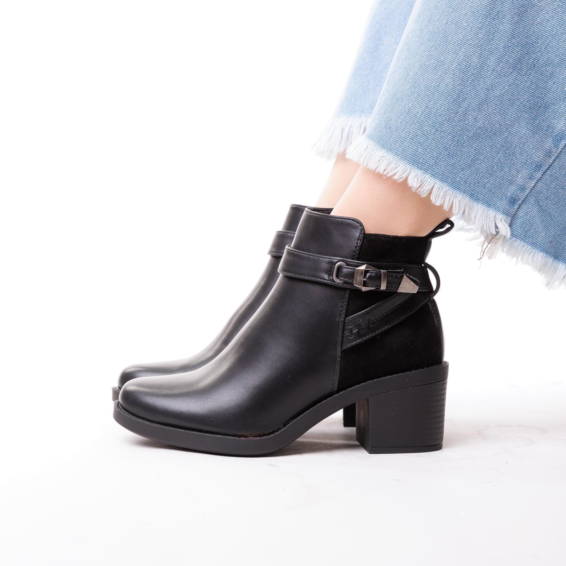 حذاء نسائي شتوي - Les bottes dh2258