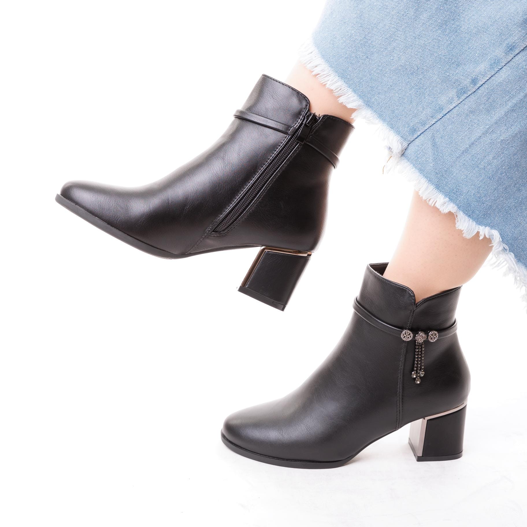 حذاء نسائي شتوي - Les bottes dh2302