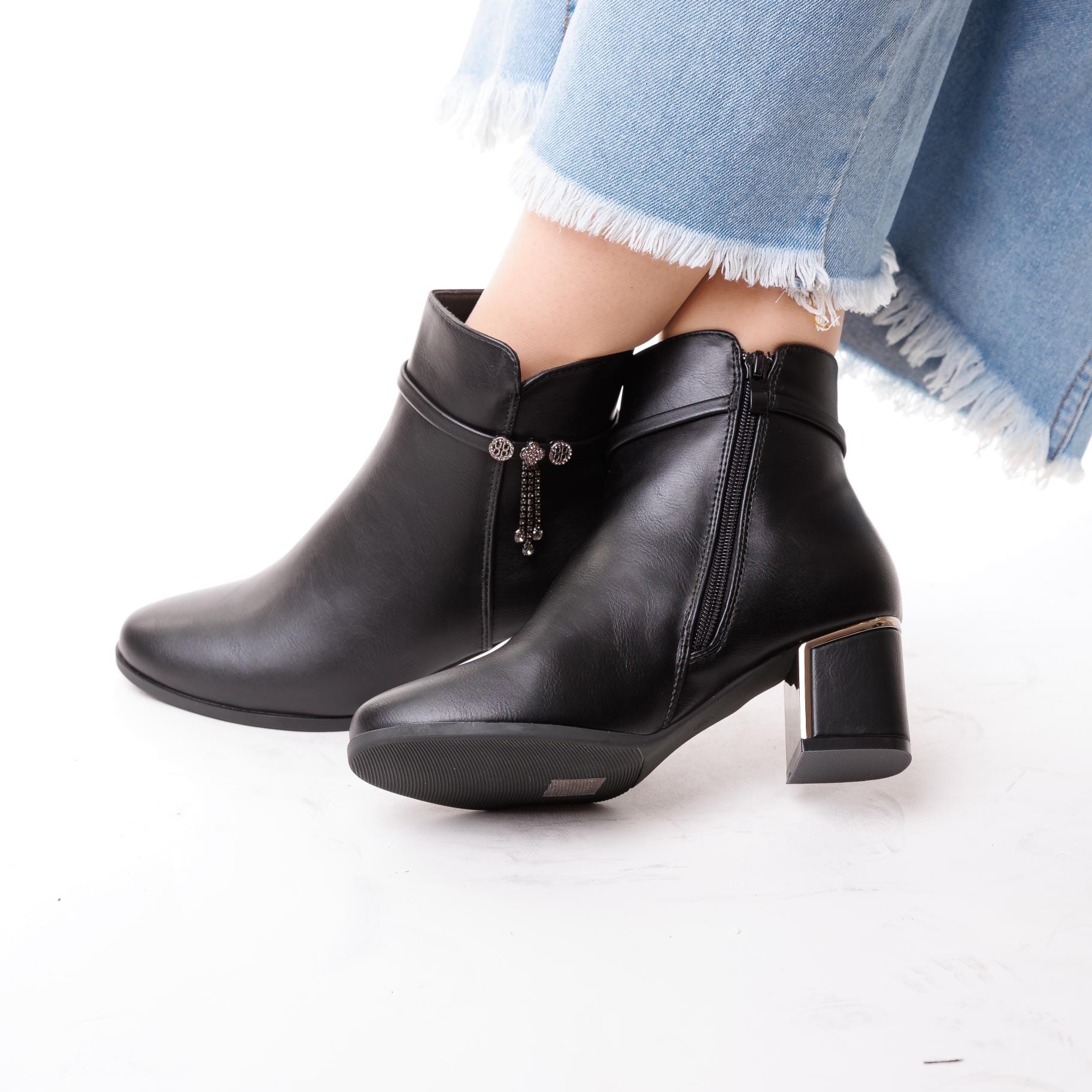 حذاء نسائي شتوي - Les bottes dh2302