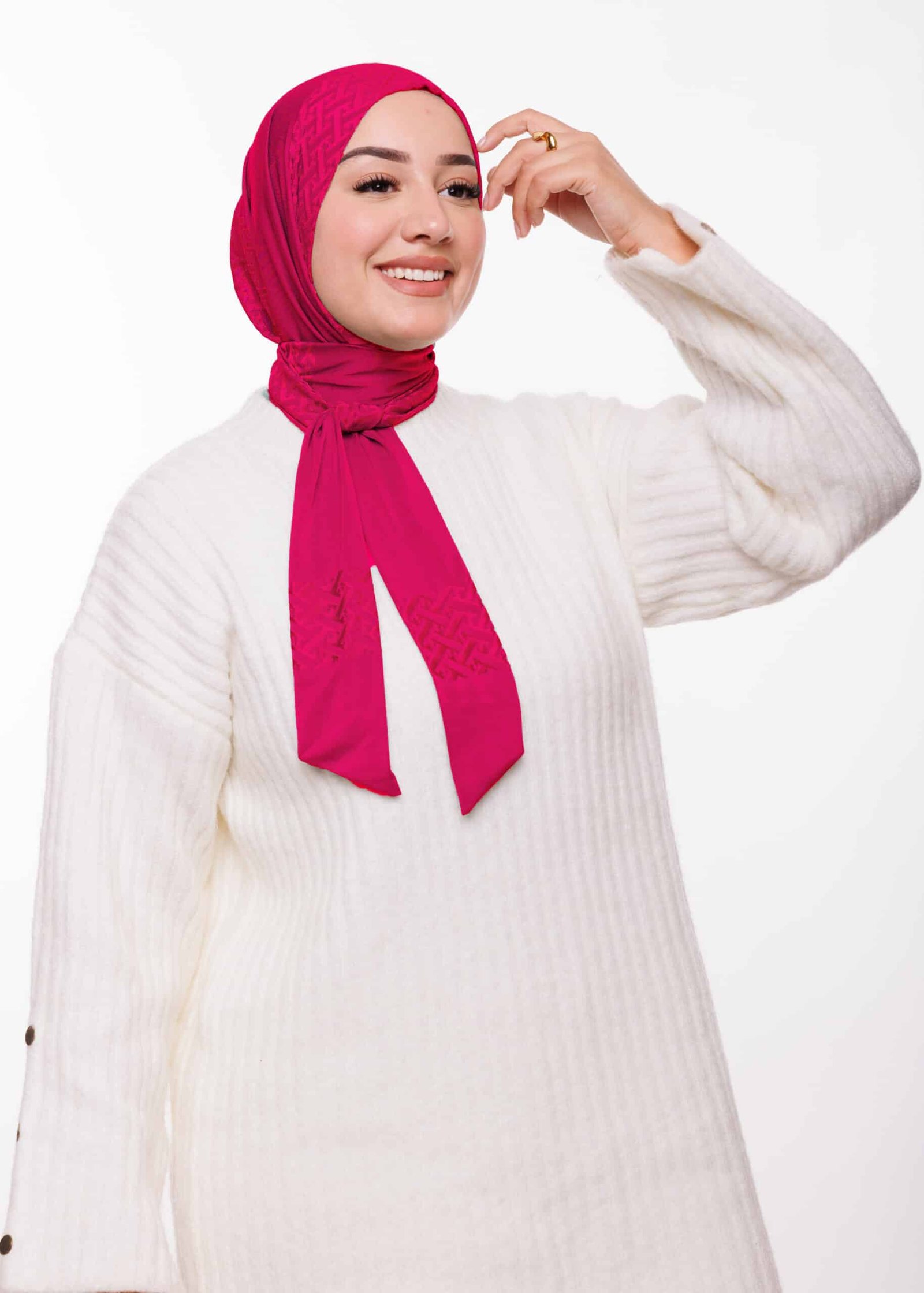 طبقية خليجية - فوشيا -