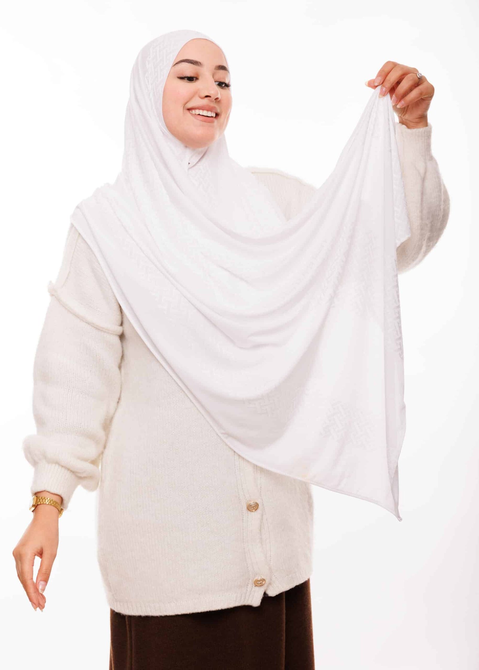 شال كشخة أبيض
