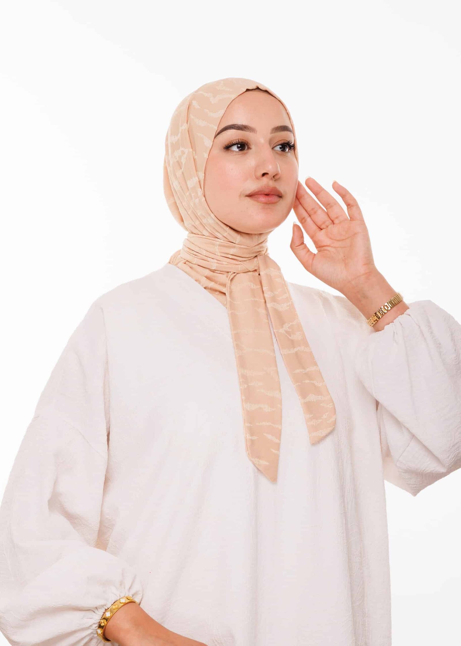 طبقية فخمة - بيج
