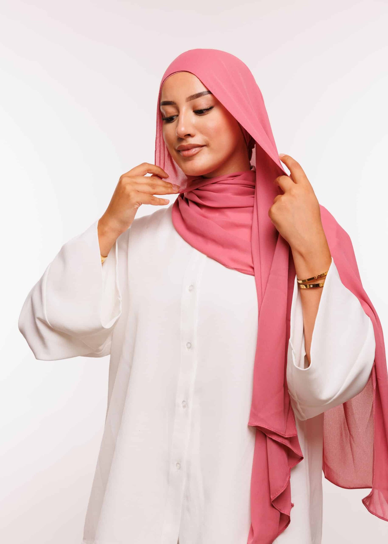 شال كريب بالبوني يربط من الخلف - كشيري فاتح -
