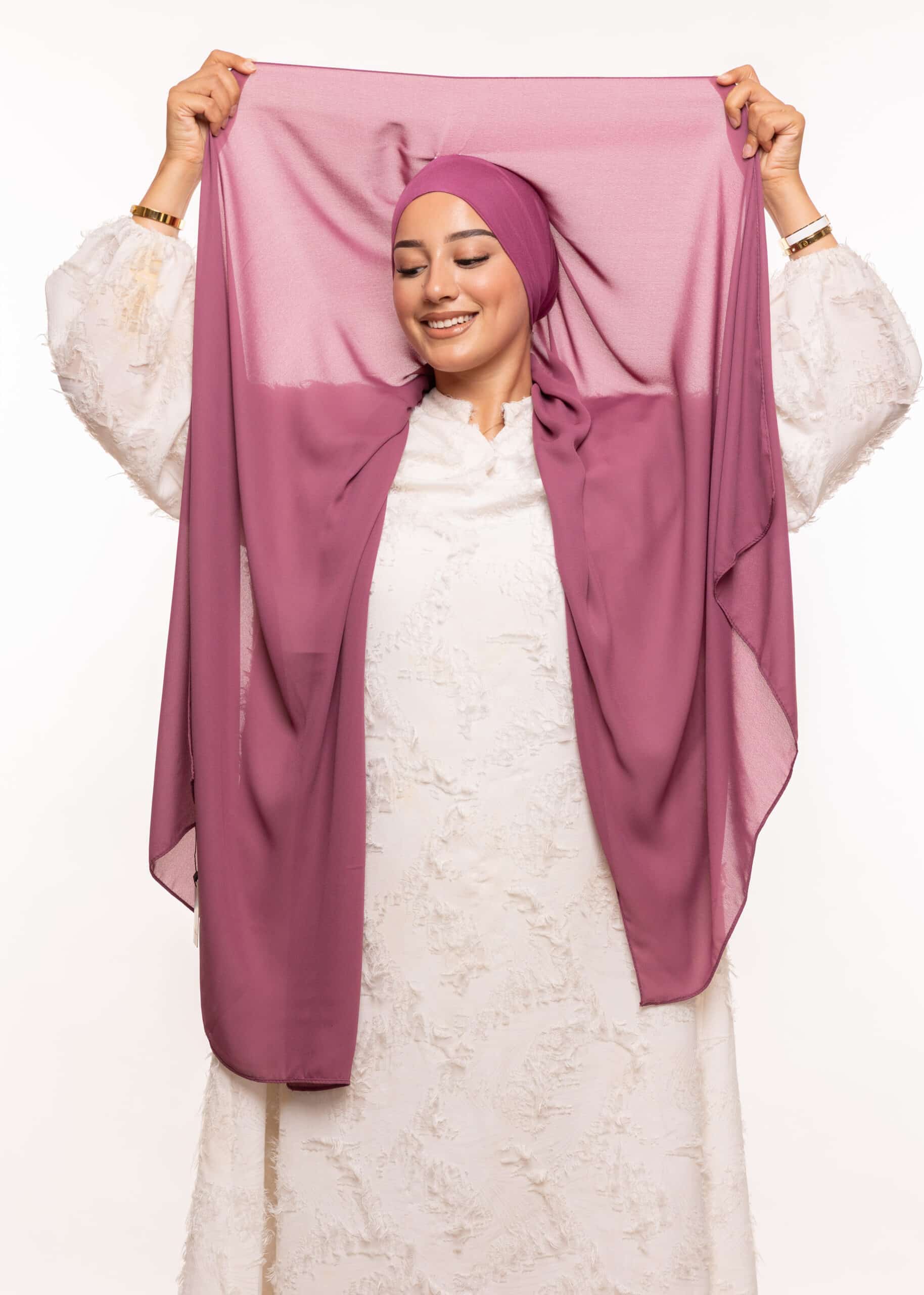 شال كريب بالبوني يربط من الخلف