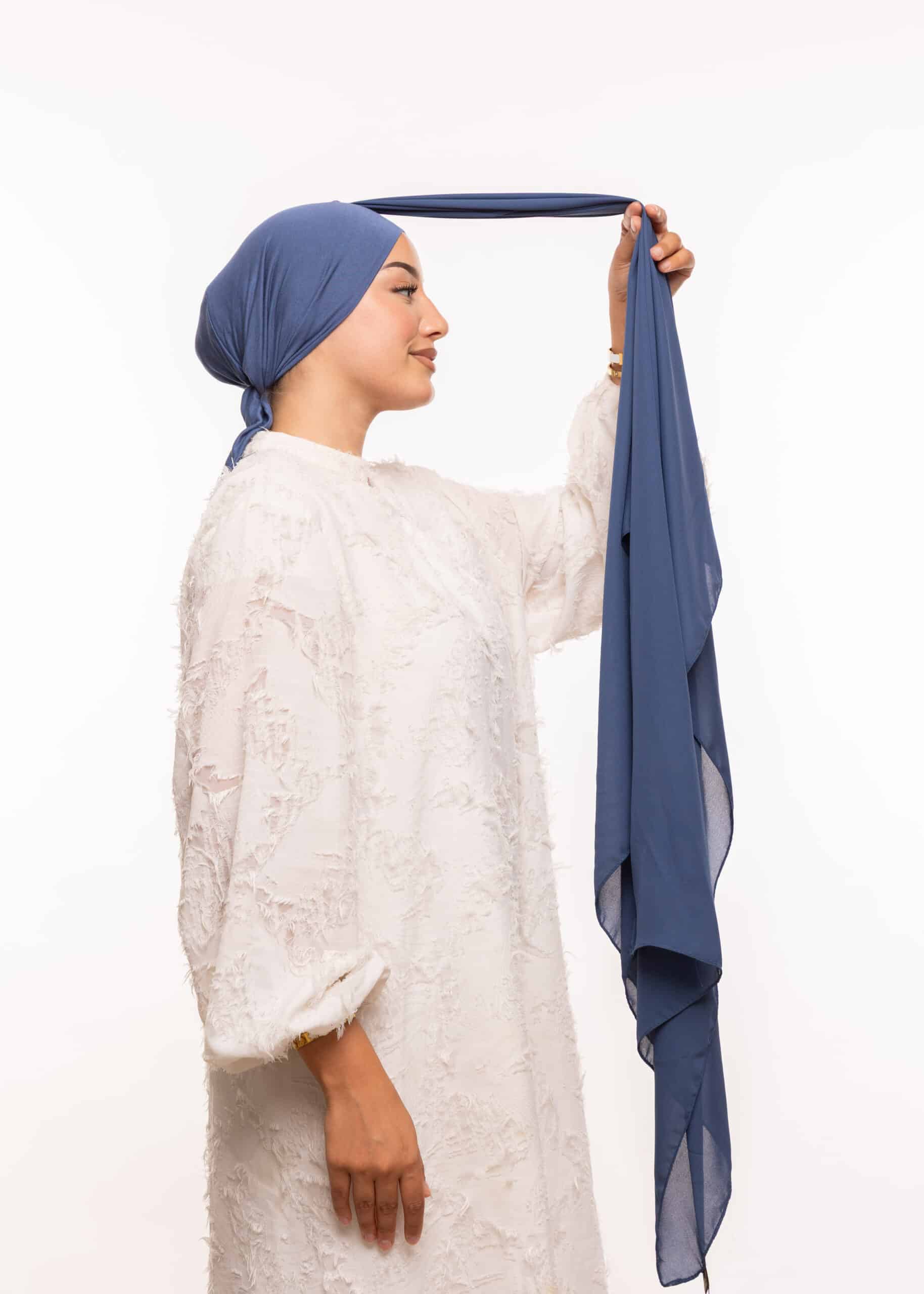 شال كريب بالبوني يربط من الخلف - أزرق بترولي -