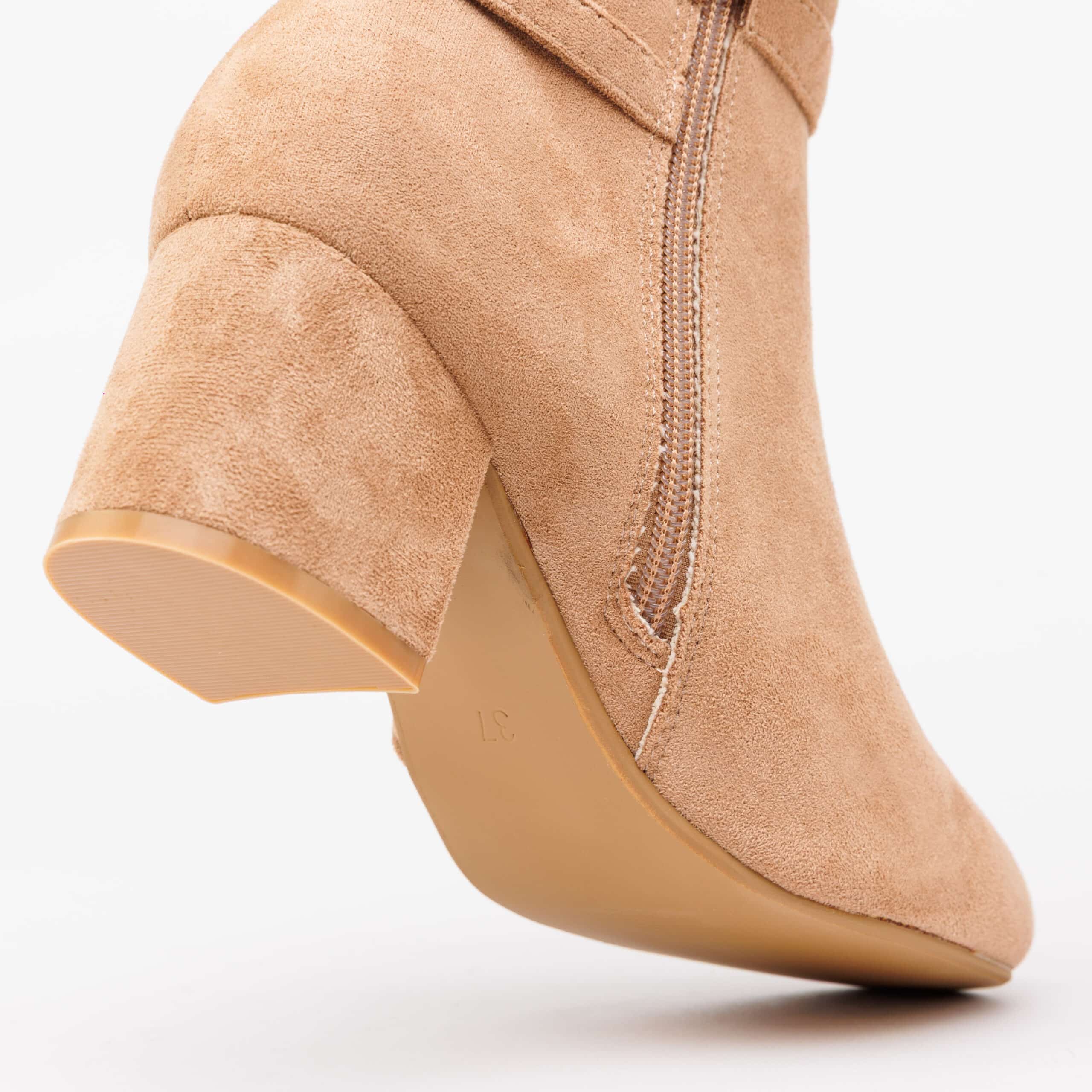 حذاء نسائي شتوي – 3732