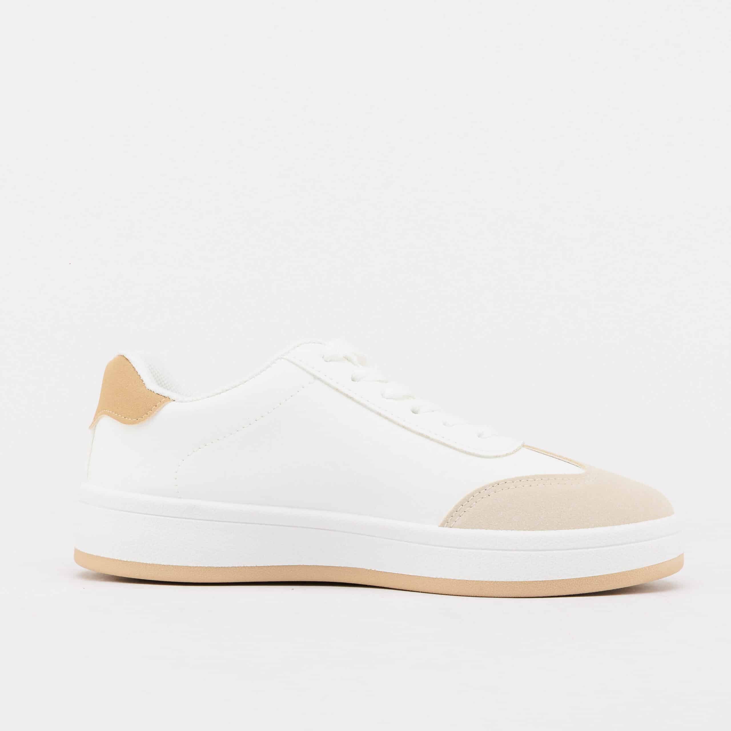 حذاء رياضي - GG717