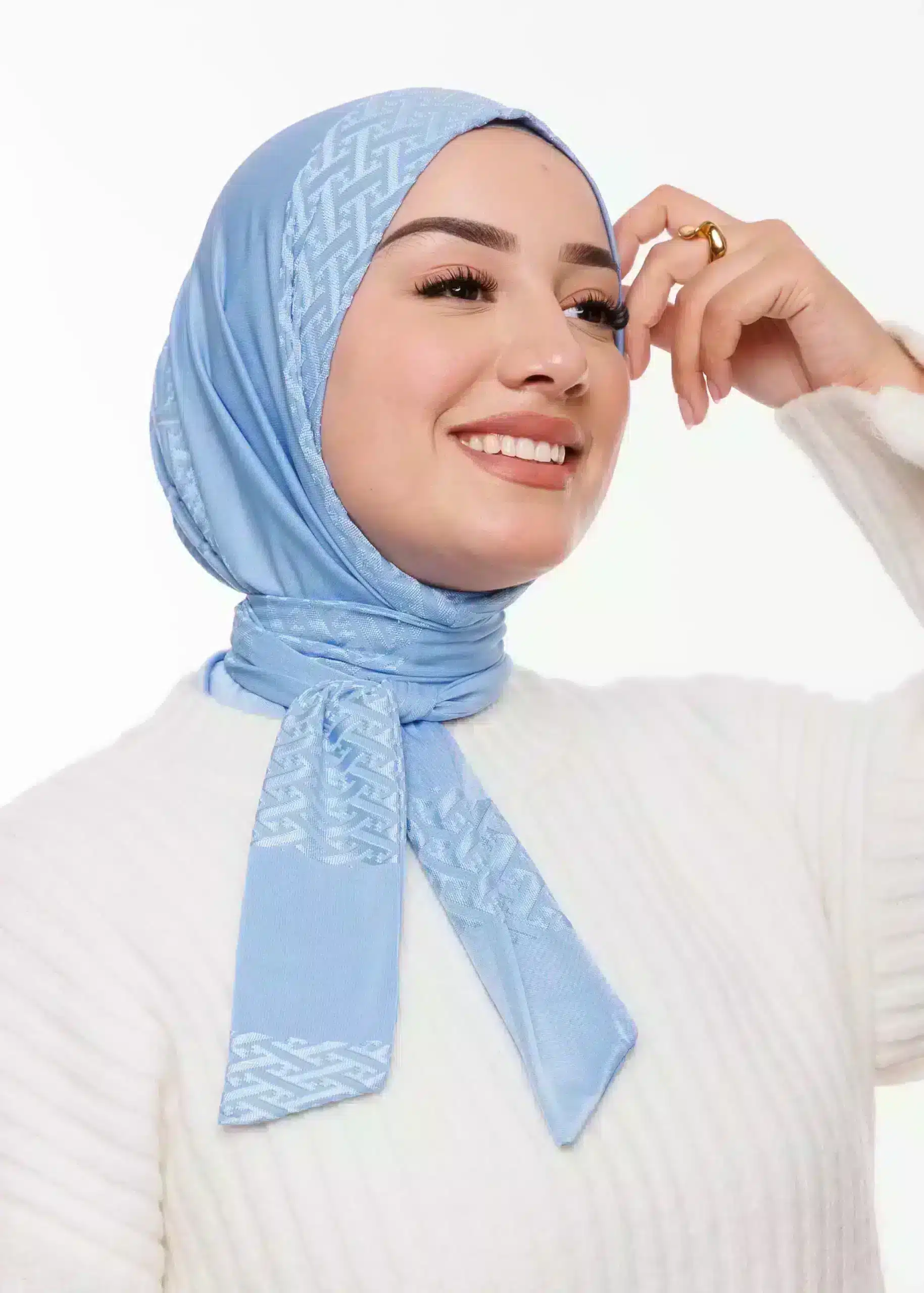 طبقية خليجية - أزرق سماوي -