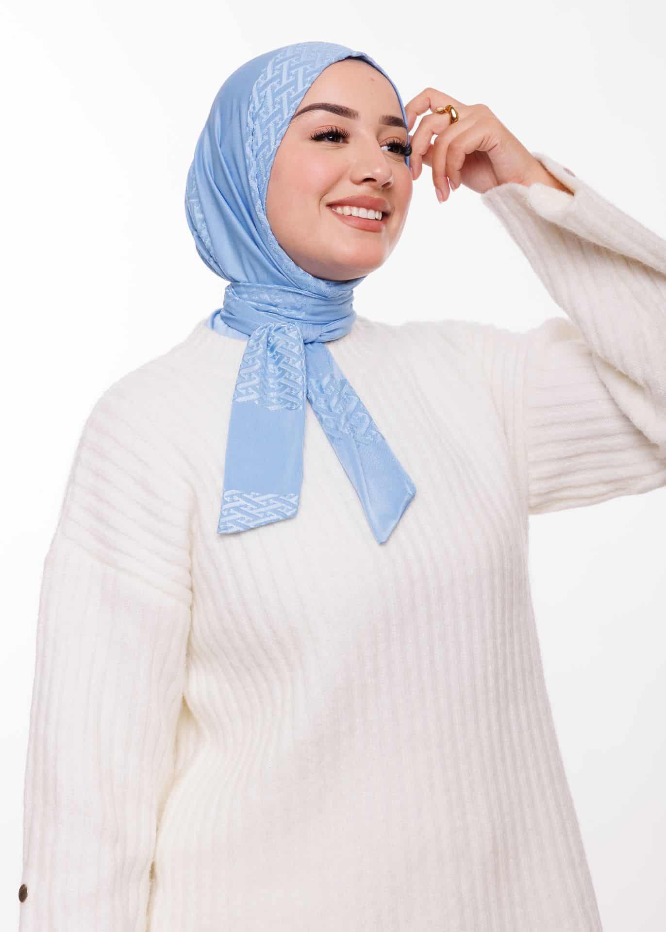 طبقية خليجية - أزرق سماوي -