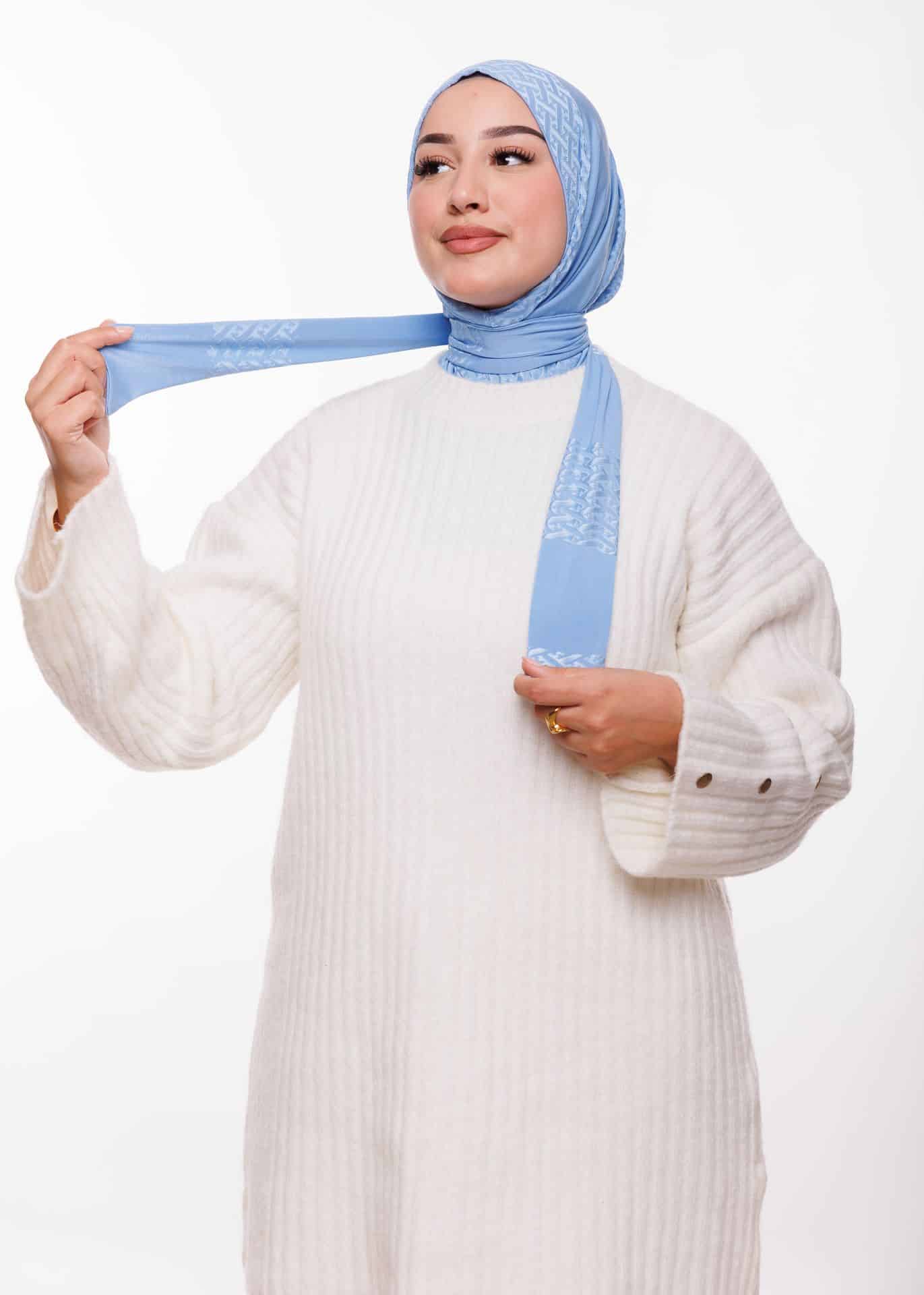 طبقية خليجية - أزرق سماوي -