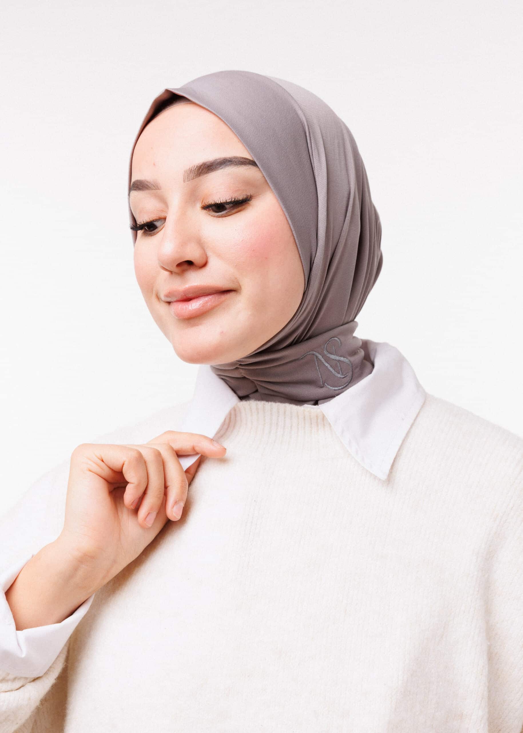 طبقية جيرسي - رمادي داكن