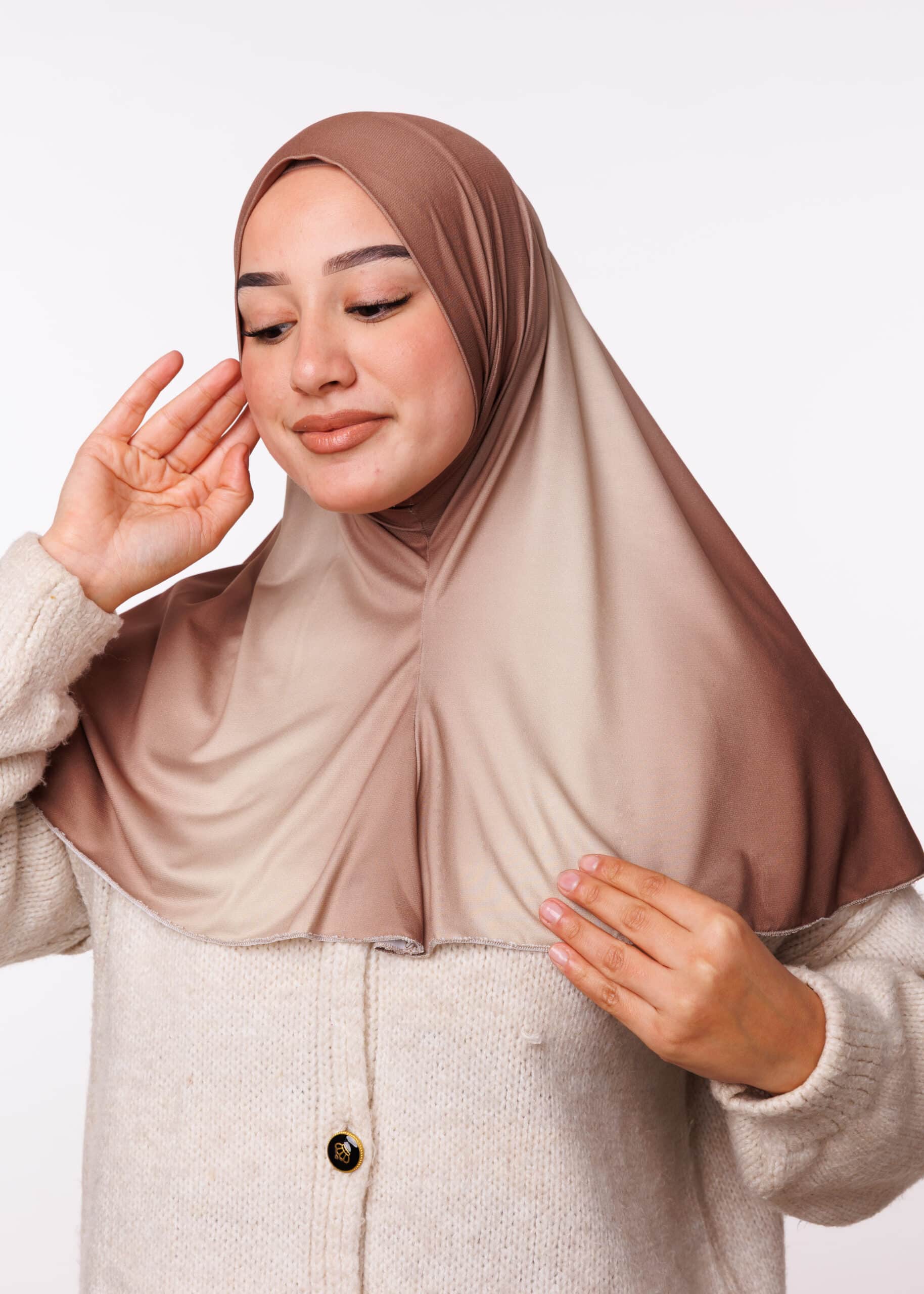 طبقية جيرسي ديڭرادي - ترابي داكن