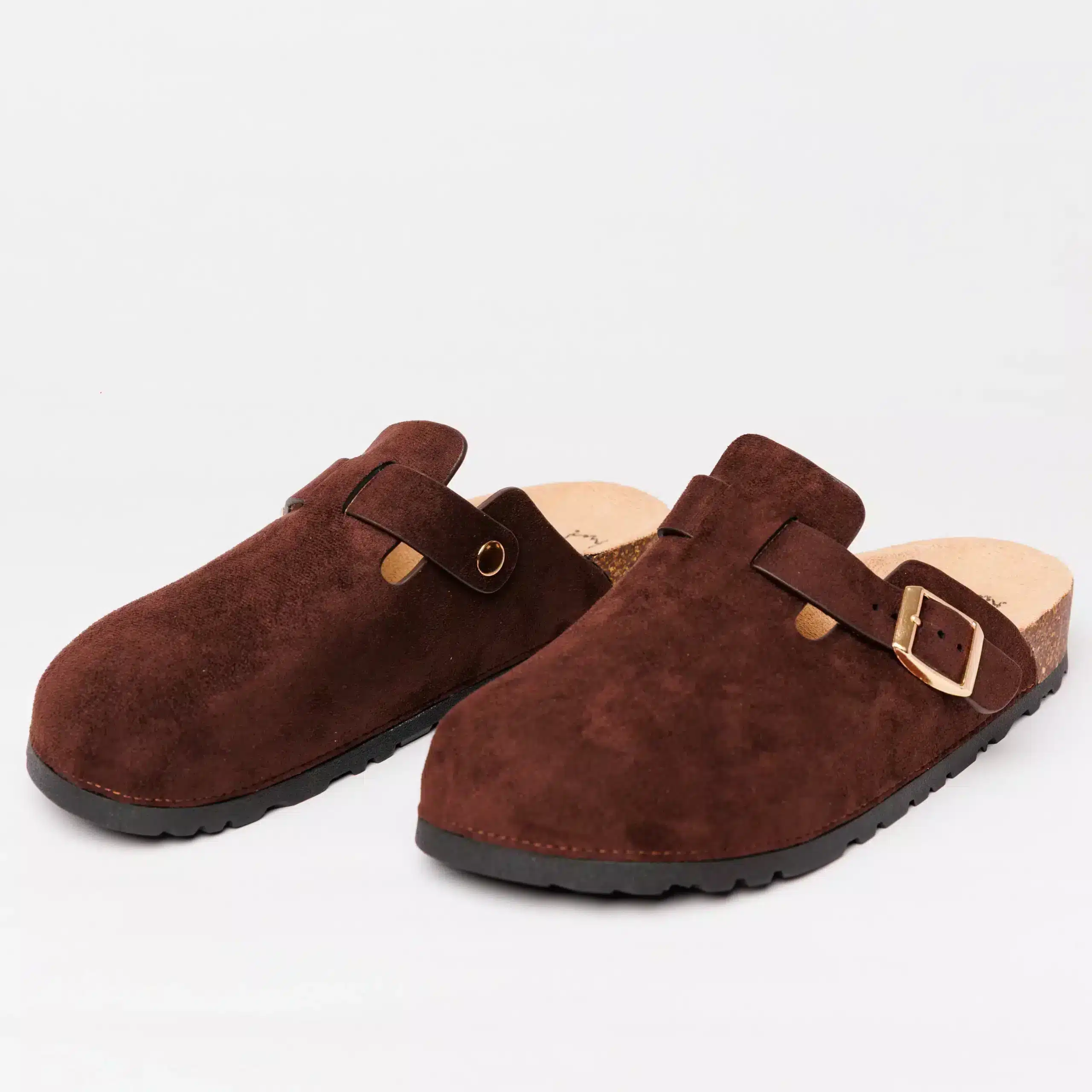 حذاء نسائي مريح