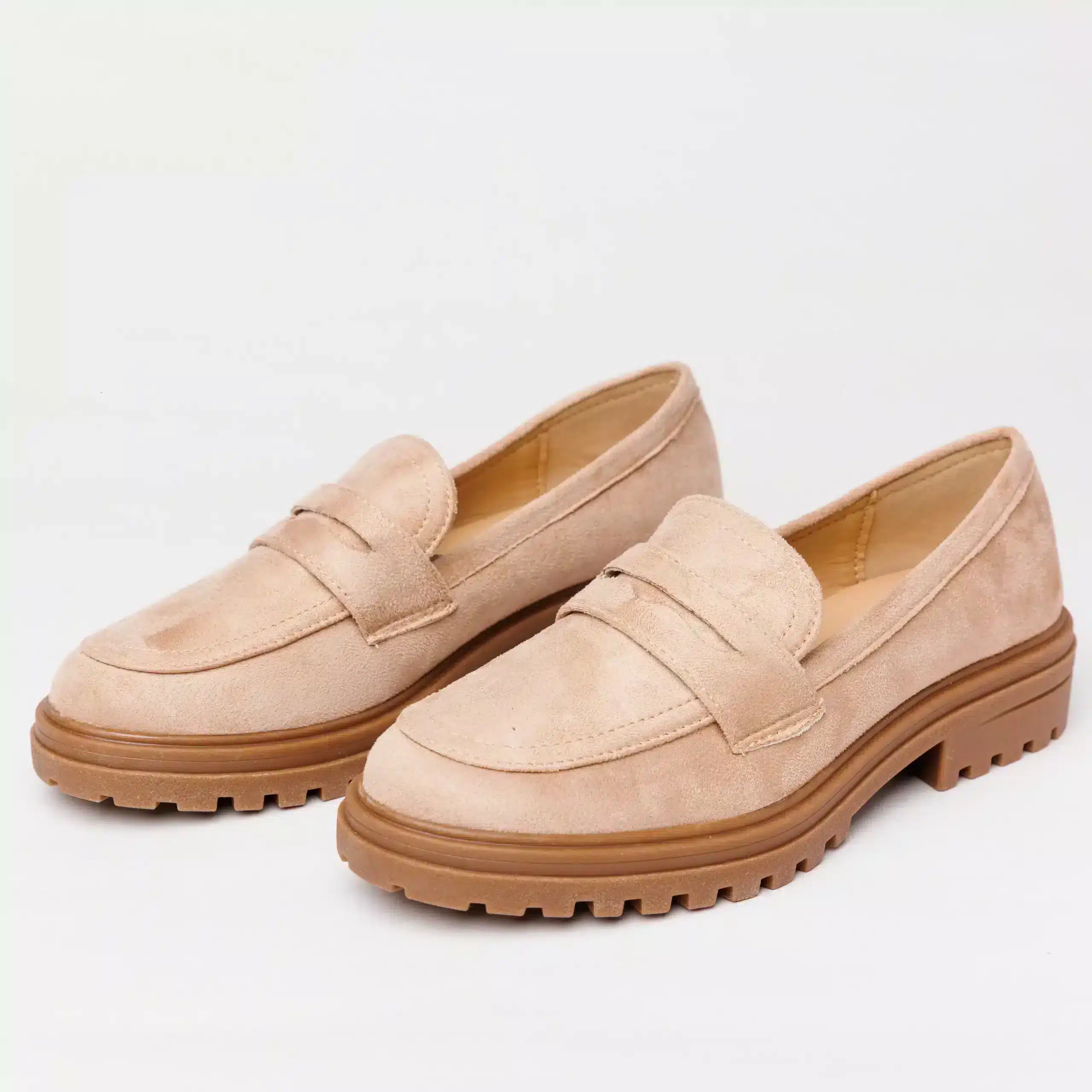 حذاء لوفر نسائي