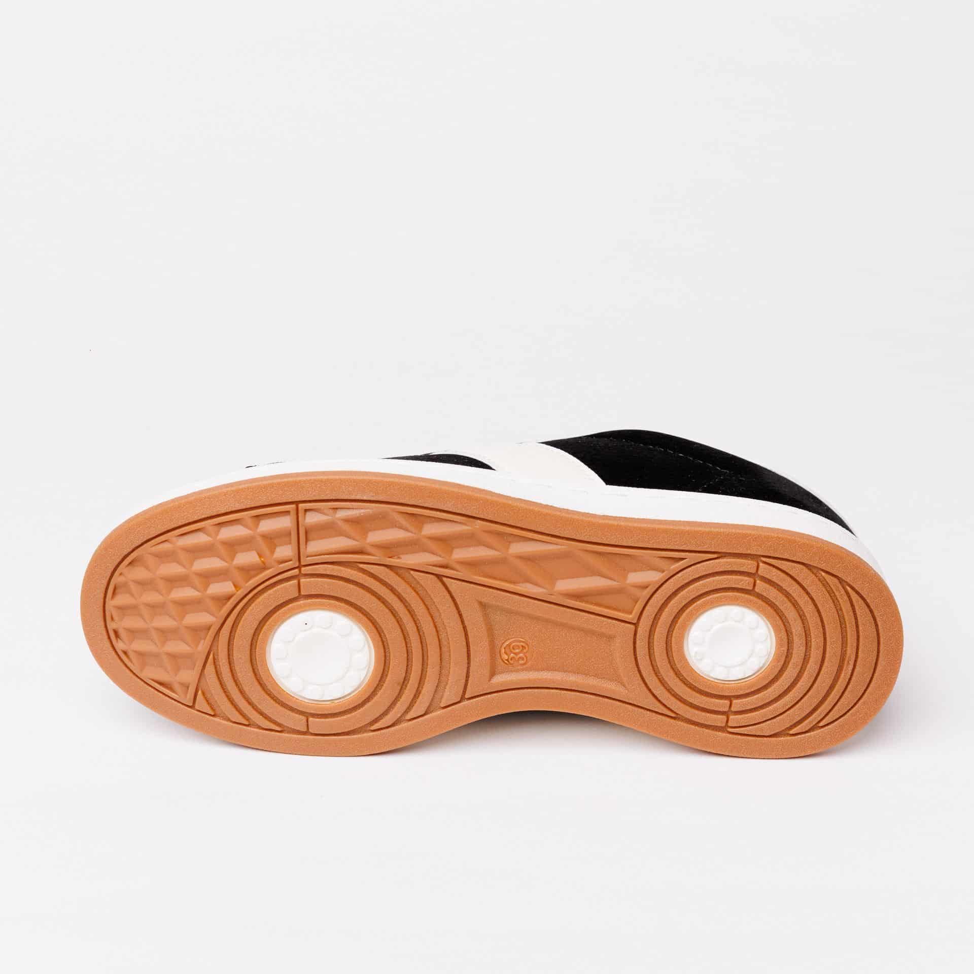 حذاء رياضي - C-626