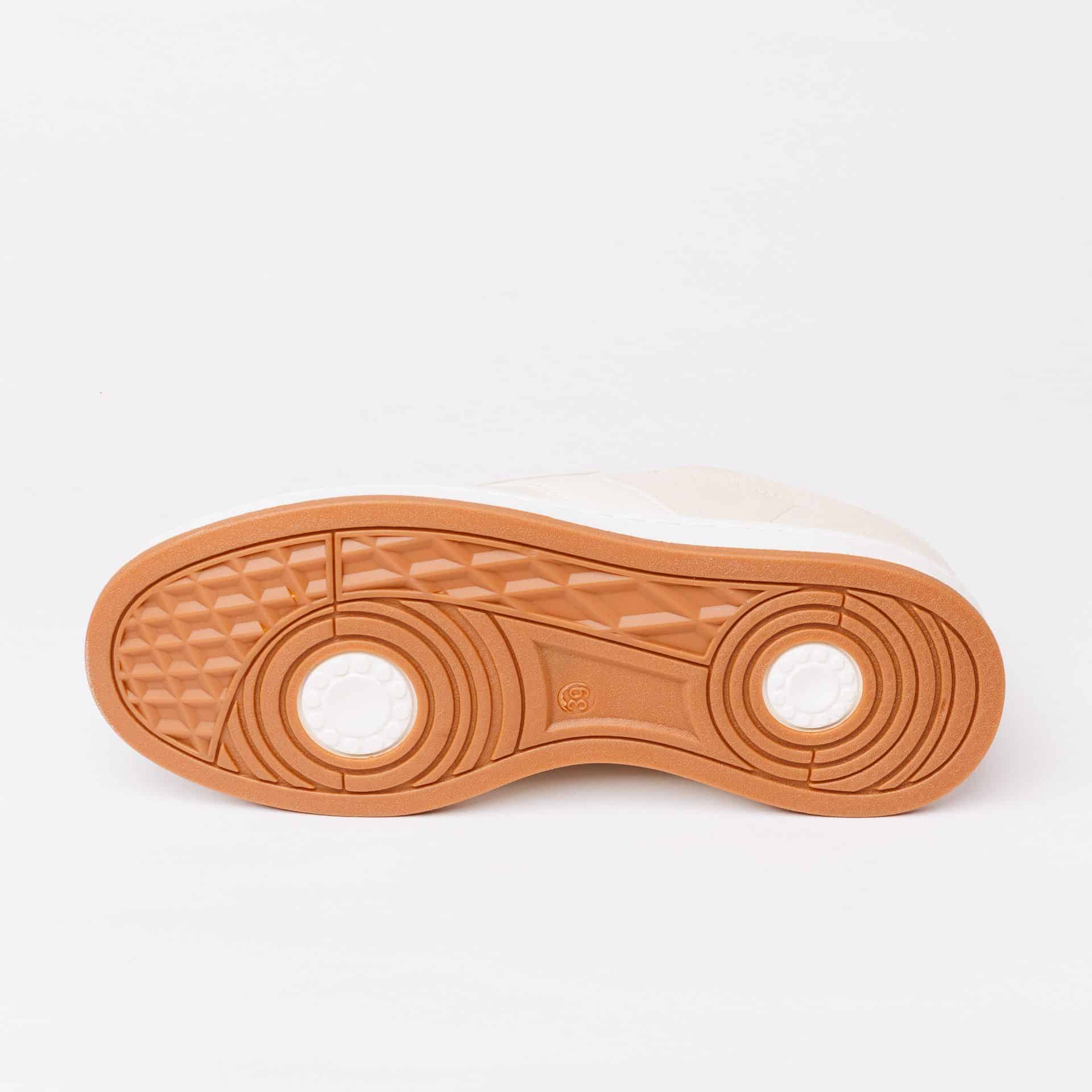 حذاء رياضي - C-626