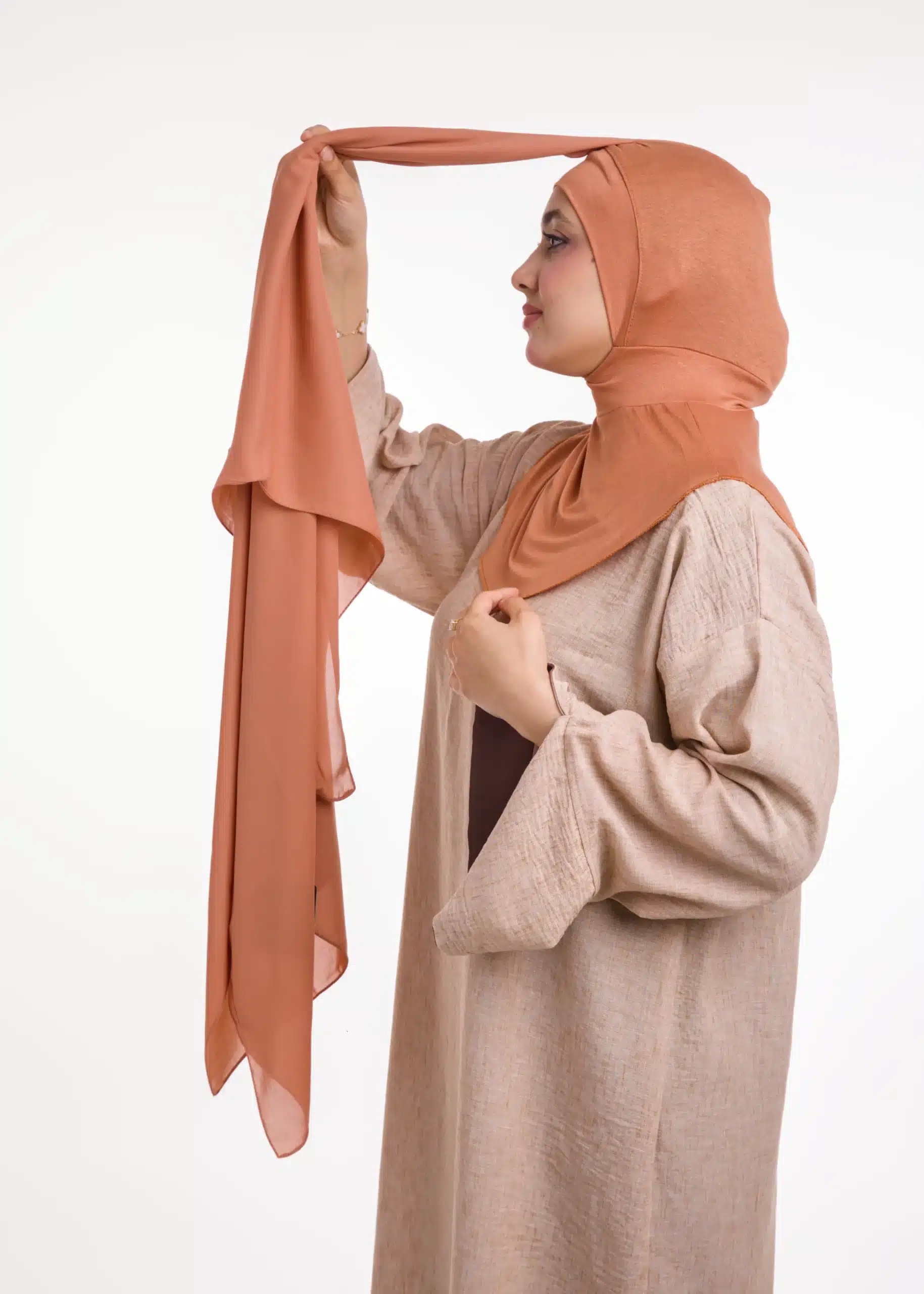 شال كريب حريري بالبوني "النينجا" - برتقالي باستيل