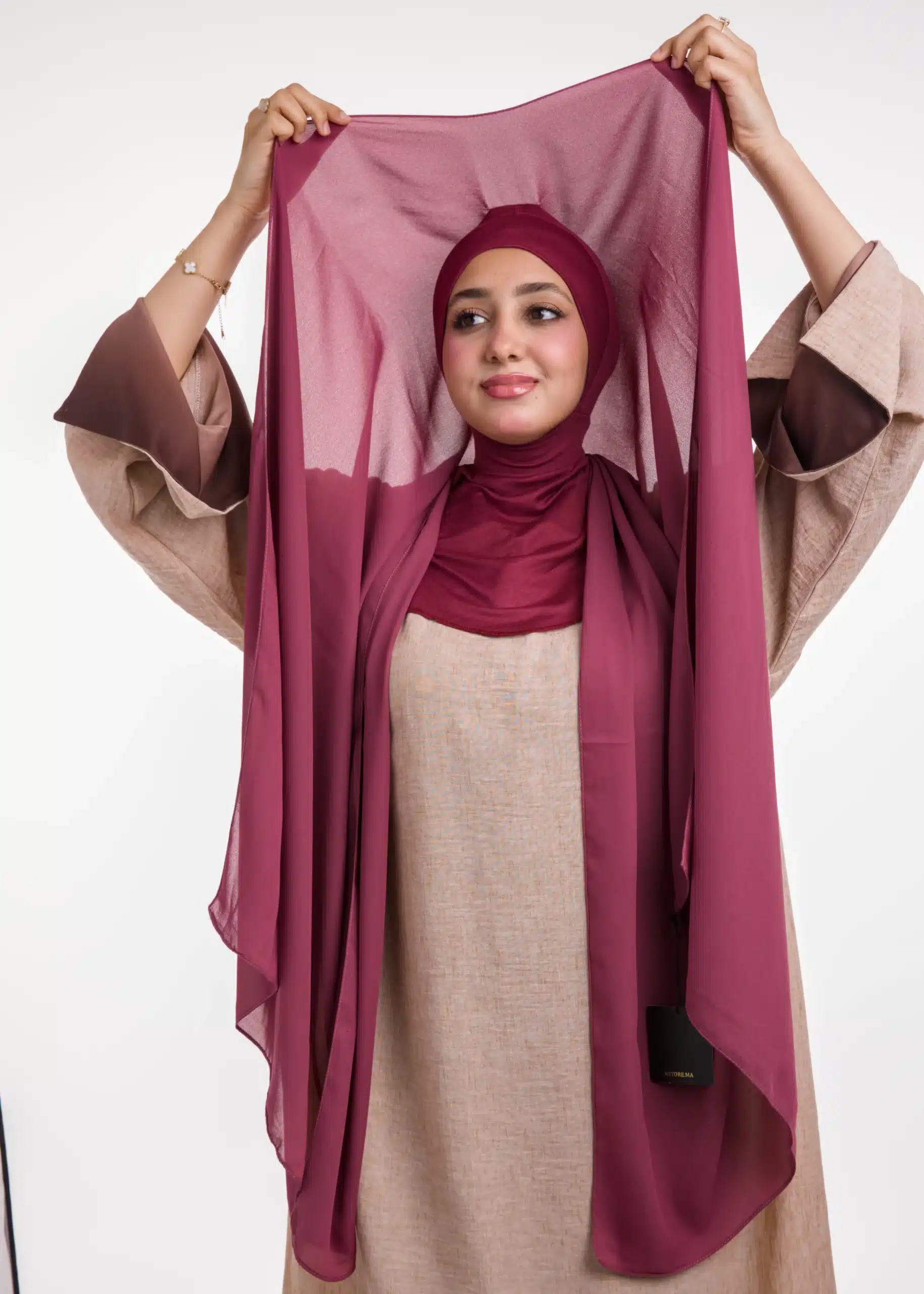 شال كريب حريري بالبوني "النينجا" - بورجوندي