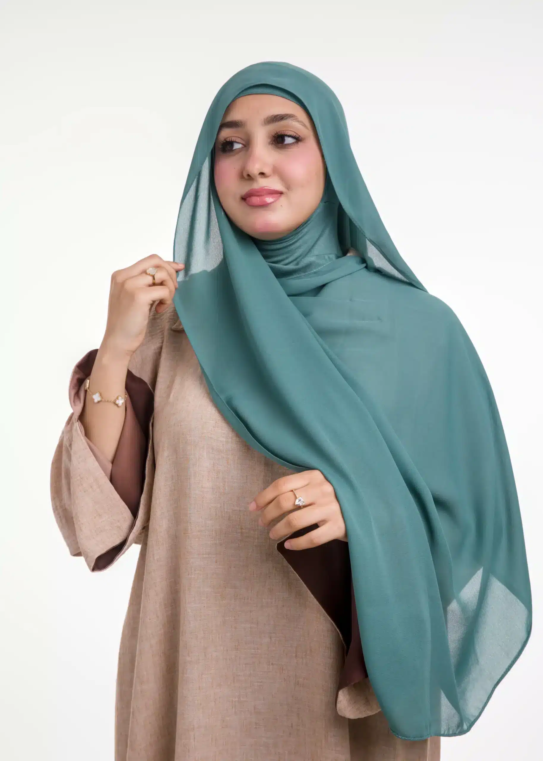 شال كريب حريري بالبوني "النينجا" - أخضر مائي