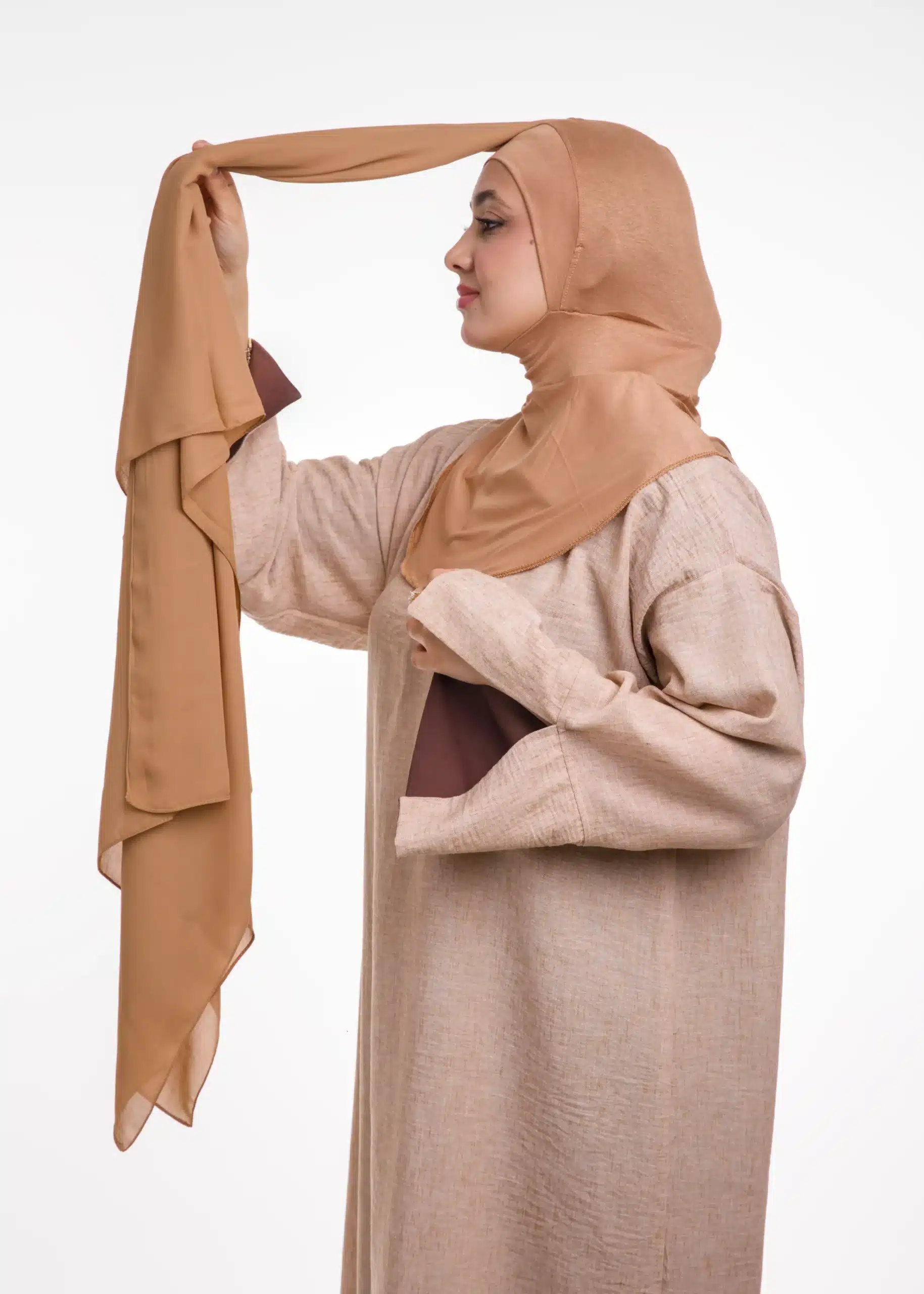 شال كريب حريري بالبوني "النينجا" - بيج رملي