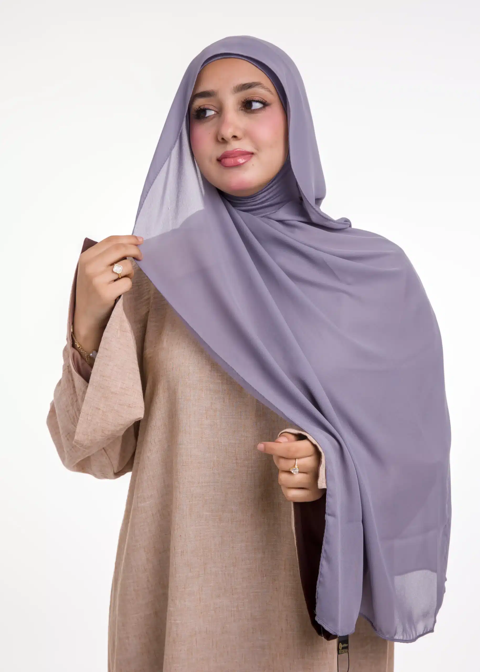 شال كريب حريري بالبوني "النينجا" - رمادي